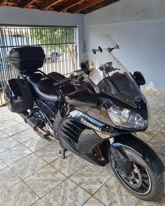 KAWASAKI-CONCOURS 14-2012
