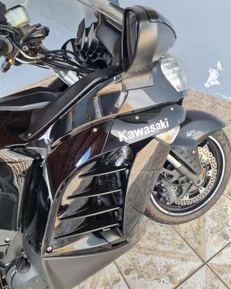 KAWASAKI-CONCOURS 14-2012