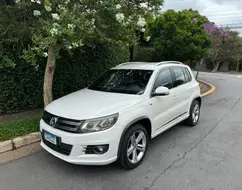 VOLKSWAGEN TIGUAN 2.0 TSI R-LINE 16V TURBO GASOLINA 4P TIPTRONIC VOLKSWAGEN TIGUAN 2.0 TSI R-LINE 16V TURBO GASOLINA 4P TIPTRONIC