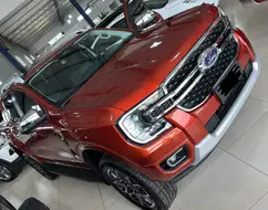 FORD RANGER 3.0 V6 TURBO DIESEL CD LIMITED 4X4 AUTOMÁTICO FORD RANGER 3.0 V6 TURBO DIESEL CD LIMITED 4X4 AUTOMÁTICO