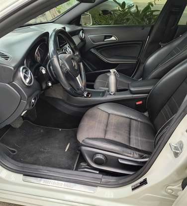 MERCEDES-BENZ-CLA 200-2014