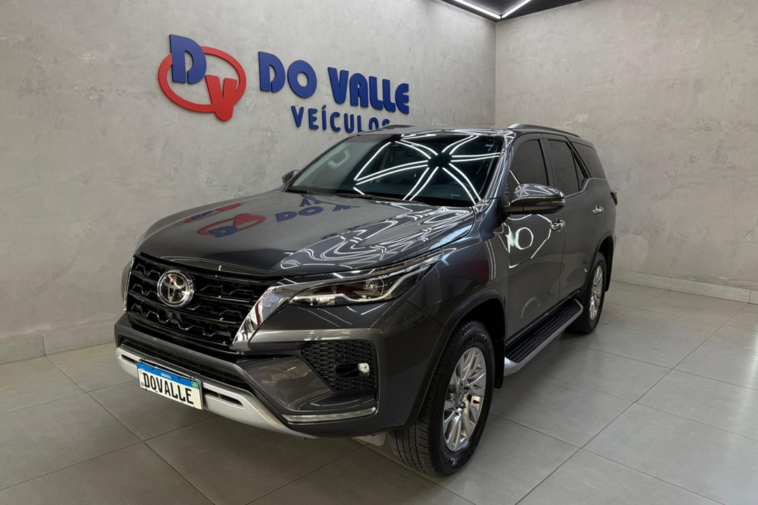 HILUX SW4