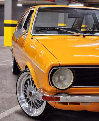 VOLKSWAGEN-PASSAT-1975