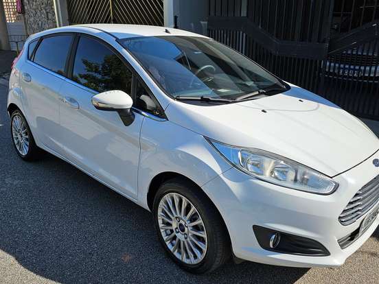 FORD-FIESTA-1.0 ECOBOOST TITANIUM PLUS HATCH 12V GASOLINA 4P POWERSHIFT FORD-FIESTA-2016