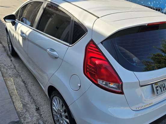 FORD-FIESTA-1.0 ECOBOOST TITANIUM PLUS HATCH 12V GASOLINA 4P POWERSHIFT FORD-FIESTA-2016