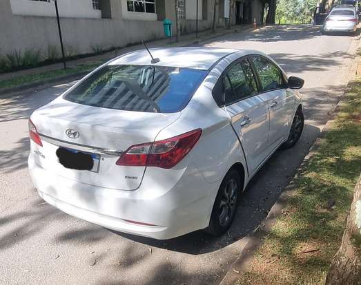 HYUNDAI-HB20S-2014
