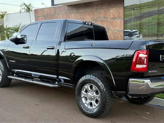 RAM-2500-6.7 I6 TURBO DIESEL LARAMIE CD 4X4 AUTOMÁTICO RAM-2500-2022