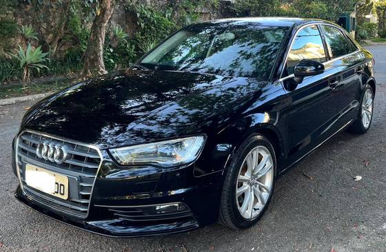 AUDI A3 1.8 TFSI SEDAN AMBITION 16V 180CV GASOLINA 4P AUTOMÁTICO