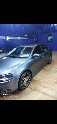 VOLKSWAGEN JETTA 2.0 COMFORTLINE FLEX 4P MANUAL