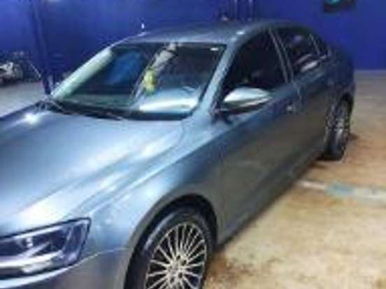 VOLKSWAGEN-JETTA-2.0 COMFORTLINE FLEX 4P MANUAL VOLKSWAGEN-JETTA-2011