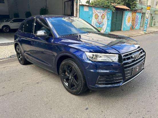 AUDI-Q5-2017