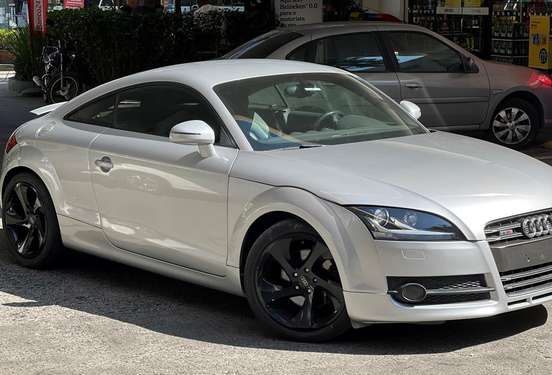 AUDI-TT-2009