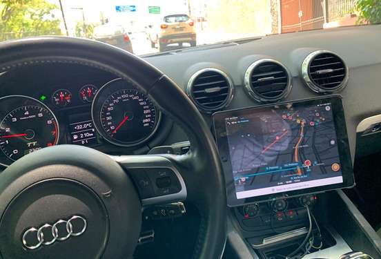 AUDI-TT-2009
