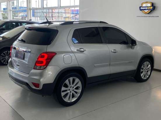 CHEVROLET-TRACKER-2018
