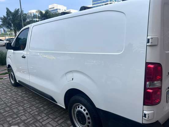 CITROËN-JUMPY-2021