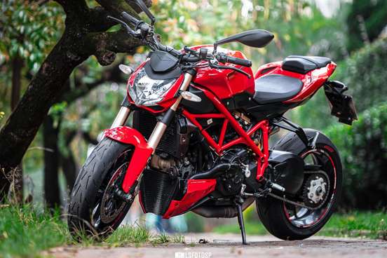 DUCATI-STREETFIGHTER 848-2013