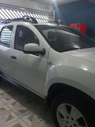 RENAULT-DUSTER-2019