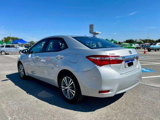 TOYOTA-COROLLA-2017