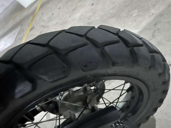 YAMAHA-XT 660R-2010