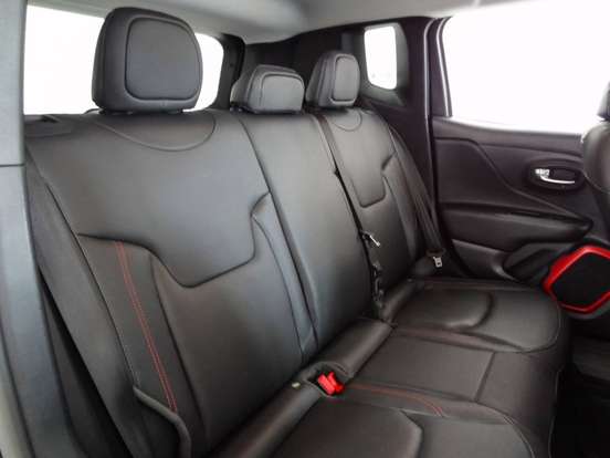 JEEP-RENEGADE-2.0 16V TURBO DIESEL TRAILHAWK 4P 4X4 AUTOMÁTICO JEEP-RENEGADE-2019
