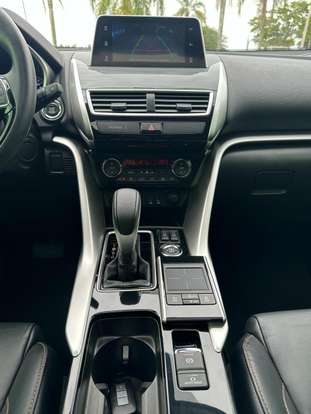 MITSUBISHI-ECLIPSE CROSS-2021