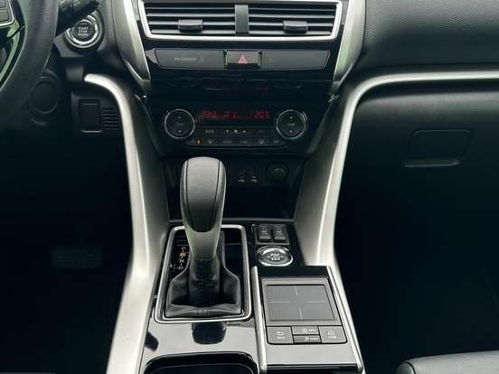 MITSUBISHI-ECLIPSE CROSS-1.5 MIVEC TURBO GASOLINA HPE-S SPORT S-AWC CVT MITSUBISHI-ECLIPSE CROSS-2021