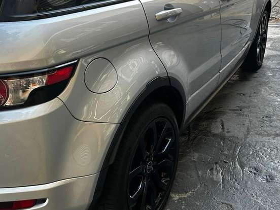 LAND ROVER-RANGE ROVER EVOQUE-2.0 DYNAMIC TECH 4WD 16V GASOLINA 4P AUTOMÁTICO LAND ROVER-RANGE ROVER EVOQUE-2013