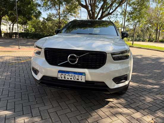 VOLVO-XC40-1.5 T5 RECHARGE R-DESIGN GEARTRONIC VOLVO-XC40-2021