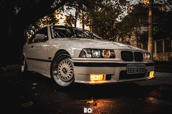 BMW-318Ti-1995