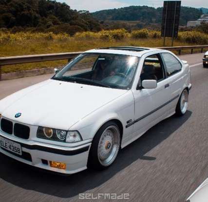BMW-318Ti-1995