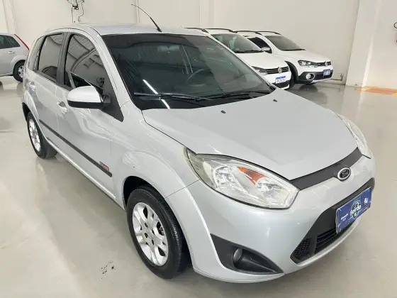 FORD FIESTA 1.6 SE HATCH 16V FLEX 4P MANUAL