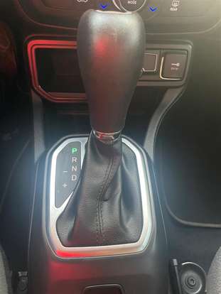 JEEP-RENEGADE-2020