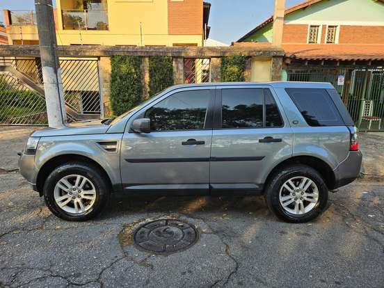 LAND ROVER-FREELANDER 2-2014