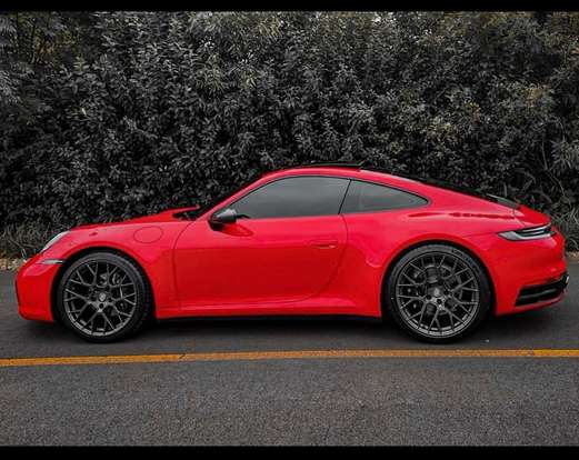 PORSCHE-911-2023