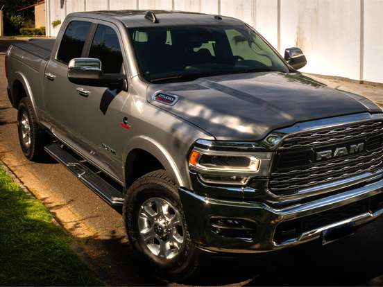 RAM-2500-6.7 I6 TURBO DIESEL LARAMIE CD 4X4 AUTOMÁTICO RAM-2500-2021
