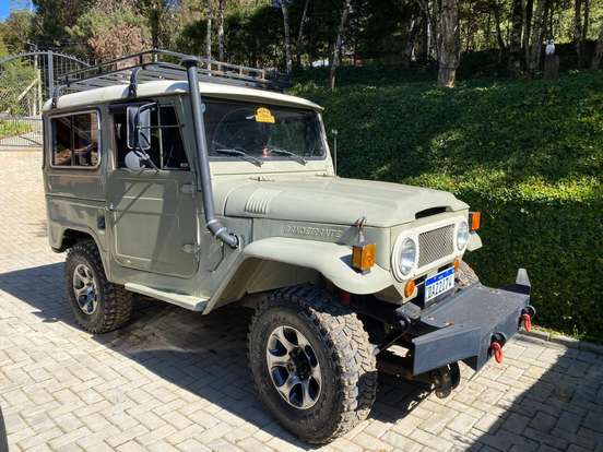 TOYOTA-BANDEIRANTE-3.7 BJ50LV 4X4 TETO RIGIDO DIESEL 2P MANUAL TOYOTA-BANDEIRANTE-1974