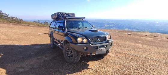 MITSUBISHI L200 2.5 SPORT HPE 4X4 CD 8V TURBO INTERCOOLER DIESEL 4P AUTOMÁTICO