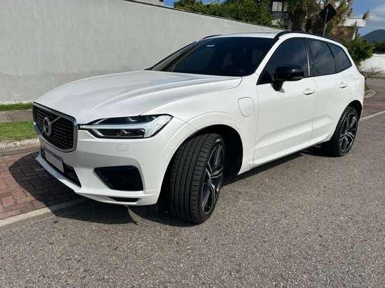 VOLVO-XC60-2019
