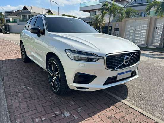 VOLVO-XC60-2019