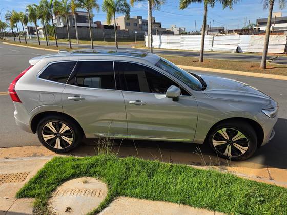 VOLVO XC60 2.0 T8 RECHARGE PLUS AWD GEARTRONIC