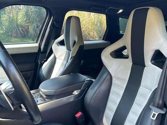 LAND ROVER-RANGE ROVER SPORT-5.0 SVR 4X4 V8 32V GASOLINA 4P AUTOMÁTICO LAND ROVER-RANGE ROVER SPORT-2015