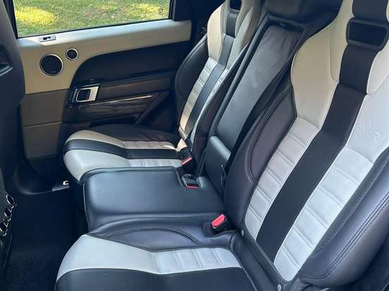 LAND ROVER-RANGE ROVER SPORT-5.0 SVR 4X4 V8 32V GASOLINA 4P AUTOMÁTICO LAND ROVER-RANGE ROVER SPORT-2015