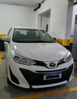 TOYOTA-YARIS-2020