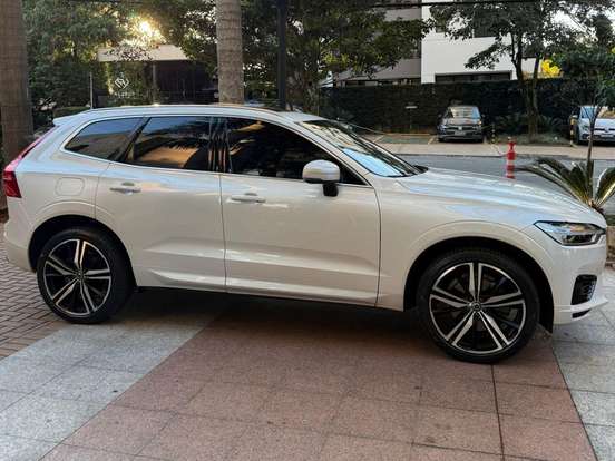 VOLVO-XC60-2.0 T8 HYBRID R-DESIGN AWD GEARTRONIC VOLVO-XC60-2019