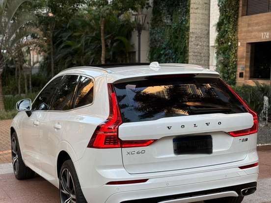 VOLVO-XC60-2.0 T8 HYBRID R-DESIGN AWD GEARTRONIC VOLVO-XC60-2019