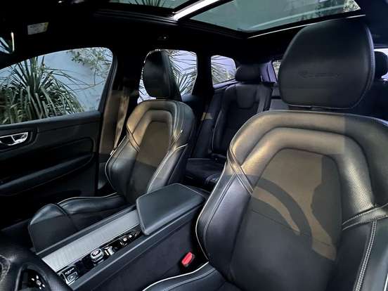 VOLVO-XC60-2.0 T8 HYBRID R-DESIGN AWD GEARTRONIC VOLVO-XC60-2019