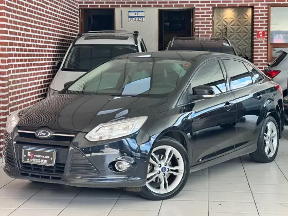 FORD FOCUS 2.0 SE 16V FLEX 4P POWERSHIFT