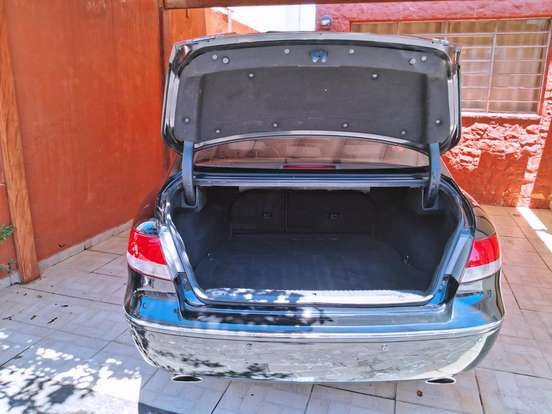 HYUNDAI-AZERA-2008