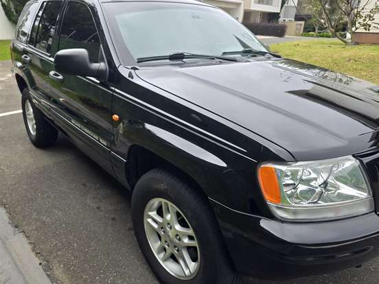 JEEP-GRAND CHEROKEE-4.7 LIMITED QUADRA DRIVE 4X4 V8 16V GASOLINA 4P AUTOMÁTICO JEEP-GRAND CHEROKEE-2000