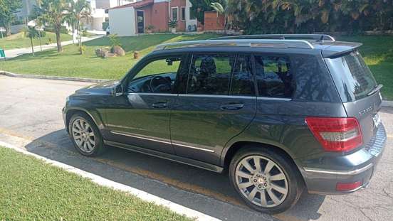 MERCEDES-BENZ-GLK 300-2010
